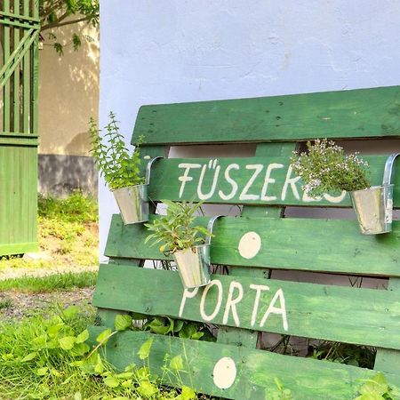Fuszeres Porta Villa Mihalyfa Exterior foto