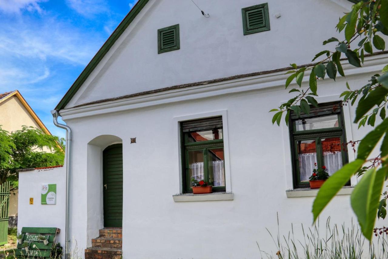 Fuszeres Porta Villa Mihalyfa Exterior foto